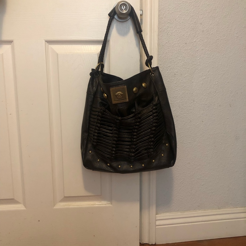 Vintage style bag read